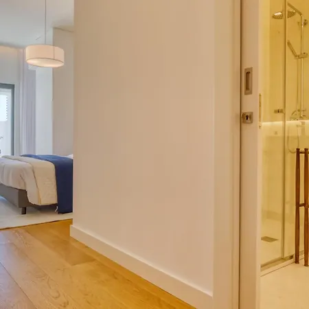 Acqua Blue 3h, A In Madeira