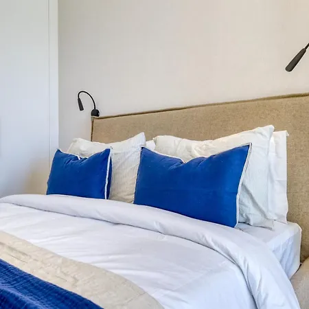 Acqua Blue 3h, A In Madeira